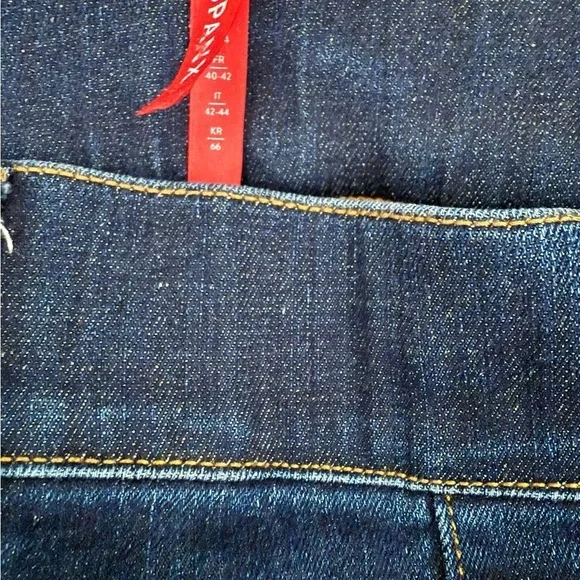 Spanx Shape Wear Dark Wash Flare Stretch Jeans M - Picture 5 of 7